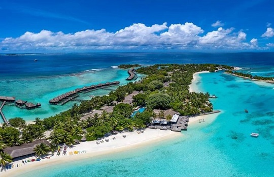Sheraton Maldives Full Moon Resort